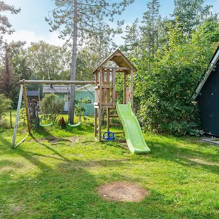 8 Person In Orsted-by Traum * Kare